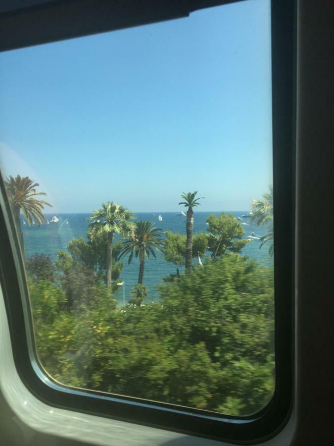 Lisa V Apart Cannes Bagian luar foto